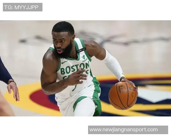 杰伦布朗展现大当家风范六场比赛场均33分7篮板7助攻 杰伦布朗展现大当家风范六场比赛场均33分7篮板7助攻