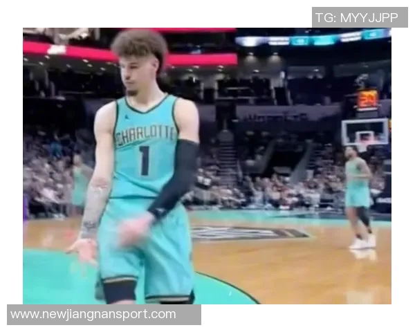 拉梅洛鲍尔表现失常21投仅5中难救球队三分球命中率低迷失误频繁